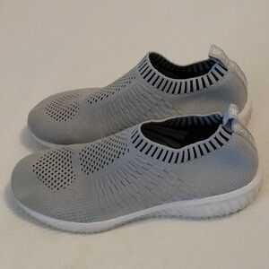 Tiosebon Sneaker 9.5